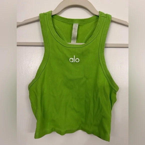 ALO Aspire Cropped Tank Top Green Size Extra Small - Picture 2 of 4